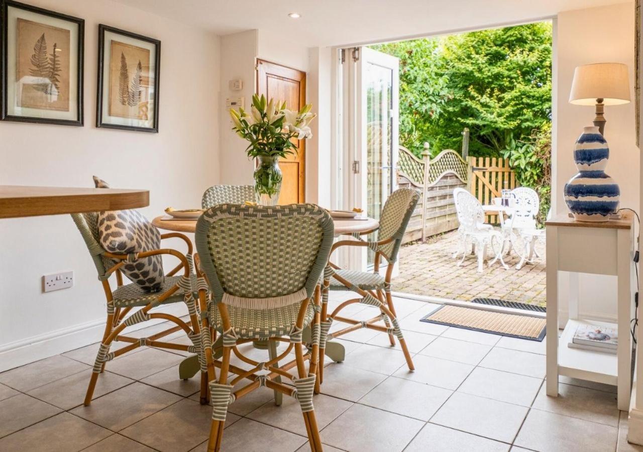 Clifford Chambers - Cosy 2 Bedroom Cottage! Shottery Exterior photo